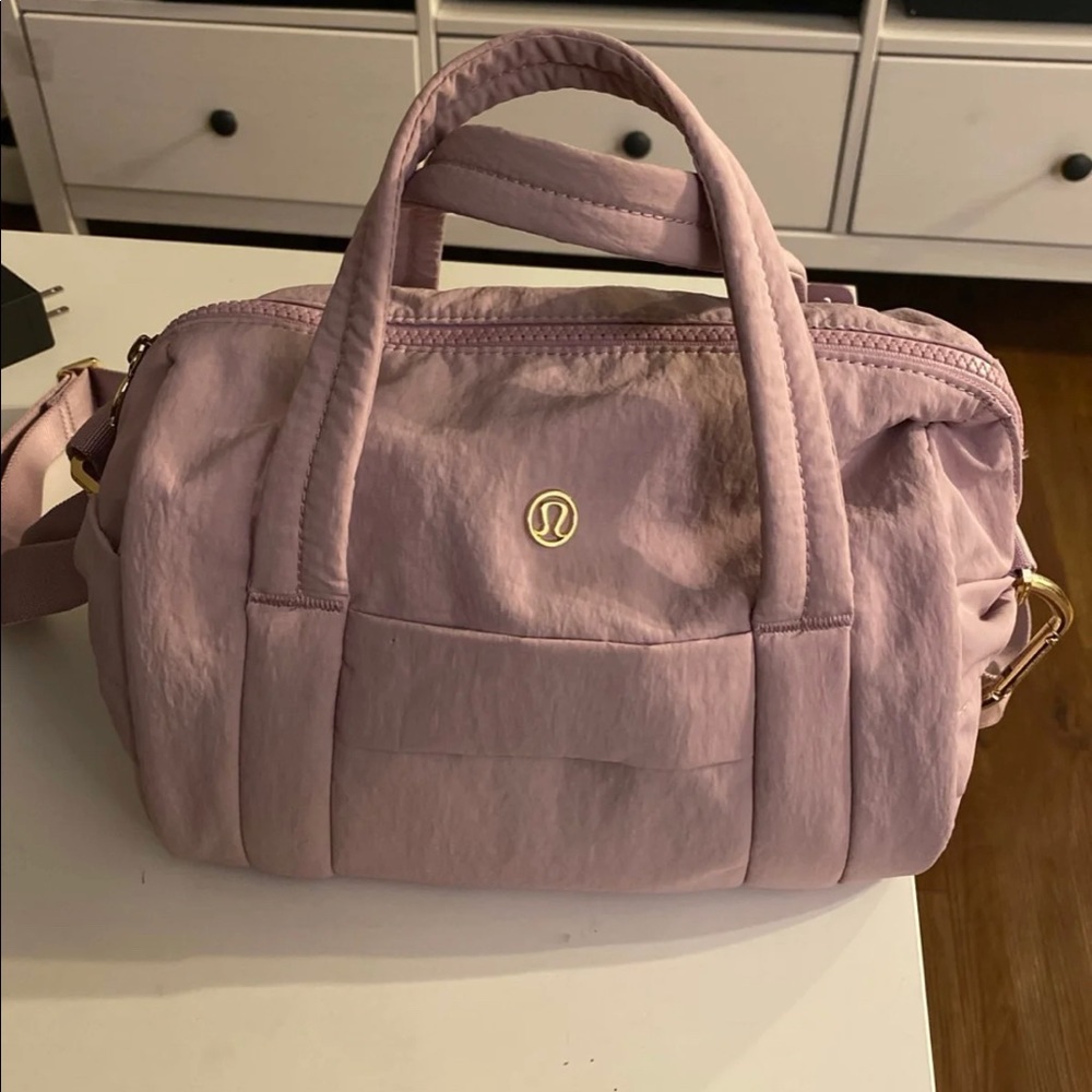 Lululemon mini bag 70L